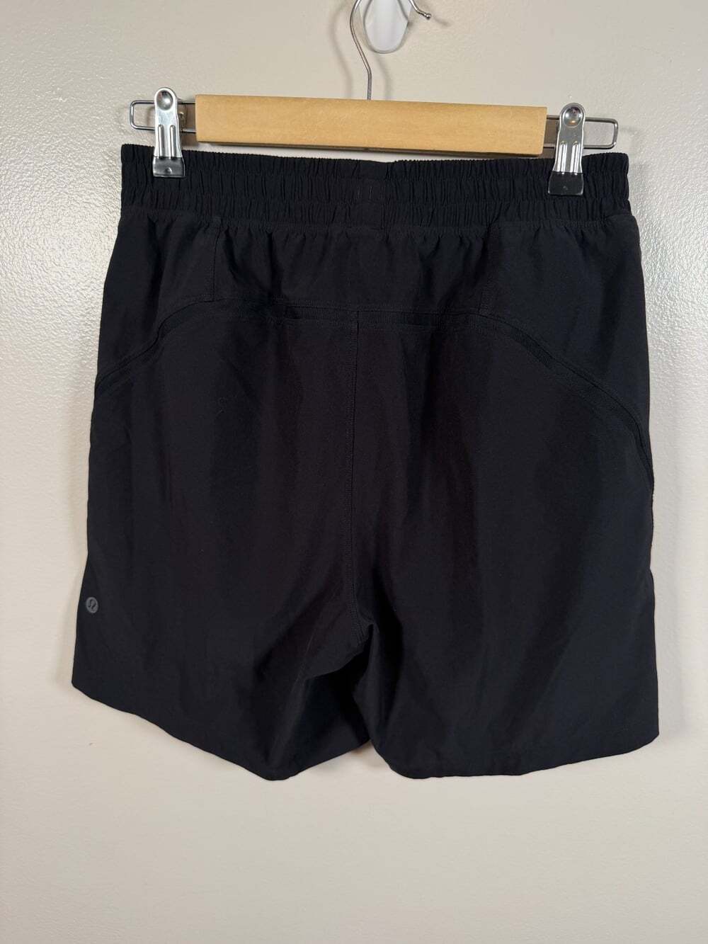 Lululemon Pace Breaker Linerless Short 7" Mens Size Small Black Athletic Active - Picture 8 of 9
